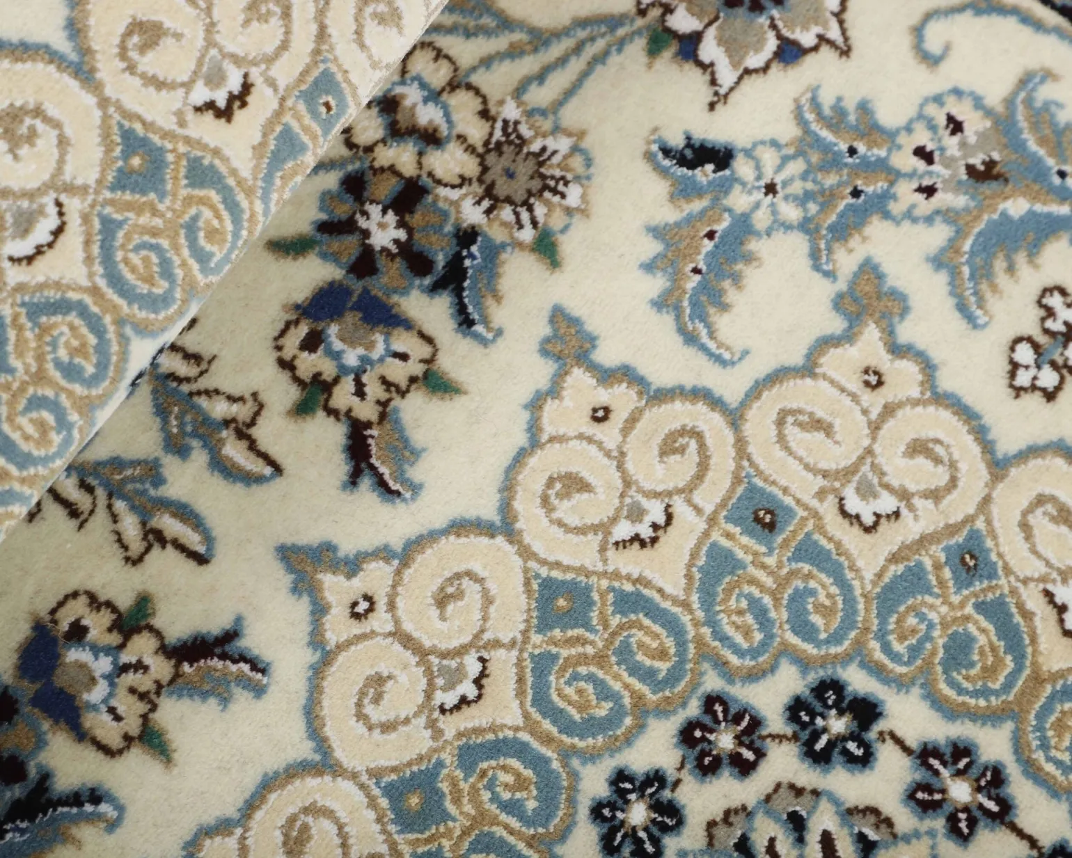 Nain 9 La orientalisk matta 79 x 209 cm