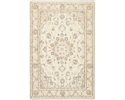 Nain 9 La orientalisk matta 78 x 121 cm