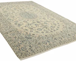 Nain 9 La orientalisk matta 250 x 367 cm