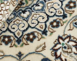 Nain 9 La orientalisk matta 98 x 152 cm