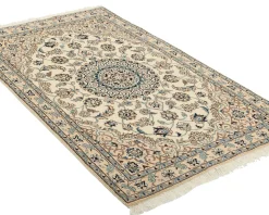 Nain 9 La orientalisk matta 95 x 154 cm