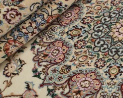 Nain 9 La orientalisk matta 198 x 305 cm