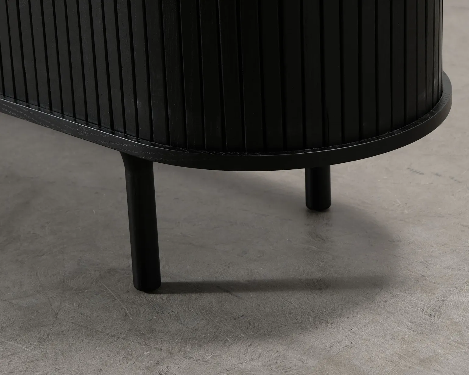 Noira sideboard svart