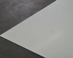 Nonuform Exilis Basic vägghylla 18 x 118 cm vit
