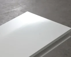 Nonuform Exilis Basic vägghylla 18 x 118 cm vit