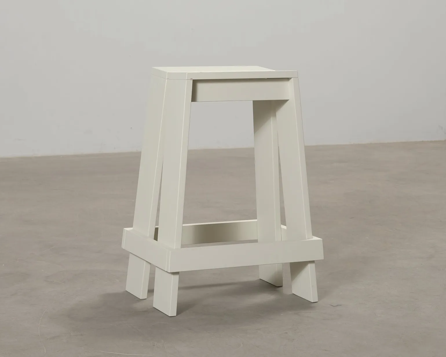 Normann Copenhagen Let barstol