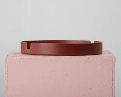 Normann Copenhagen Salon Tray bricka Ø 40 cm roströd