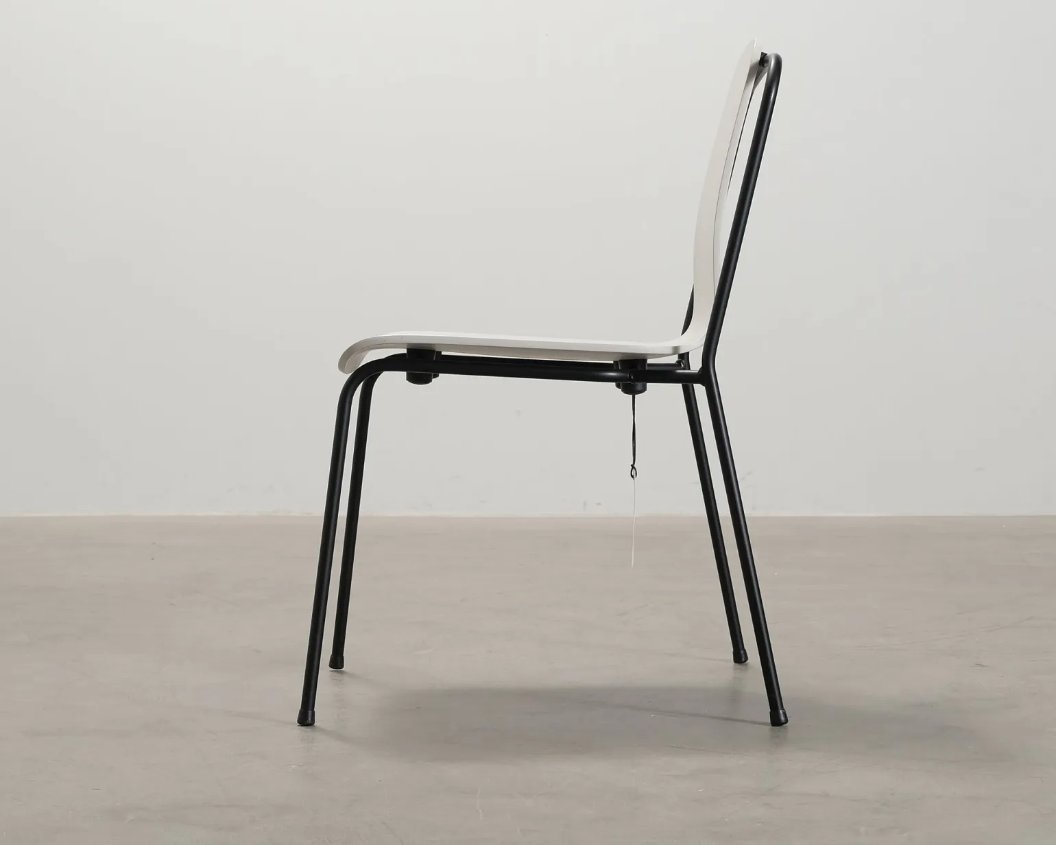 Normann Copenhagen Studio stol vit