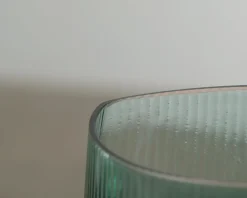 Normann Copenhagen Tide vas 28 cm turkos