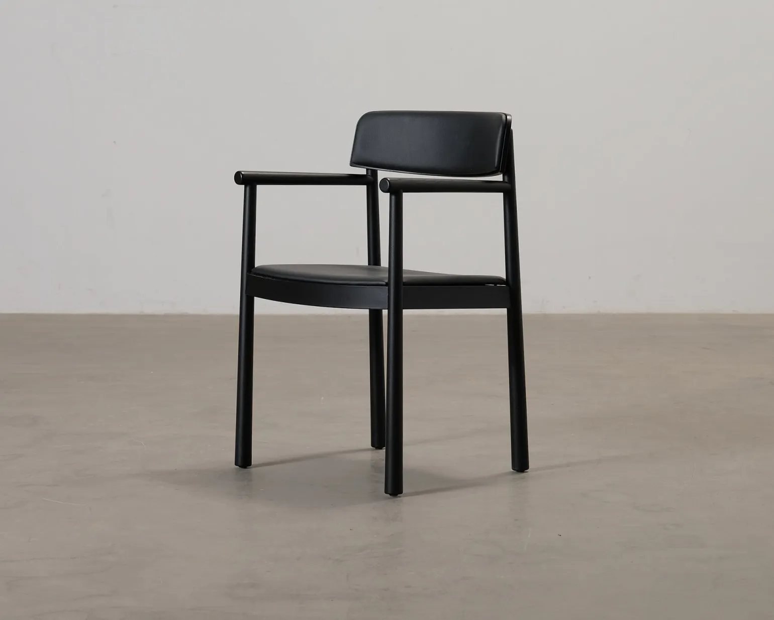Normann Copenhagen Timb matstol svart