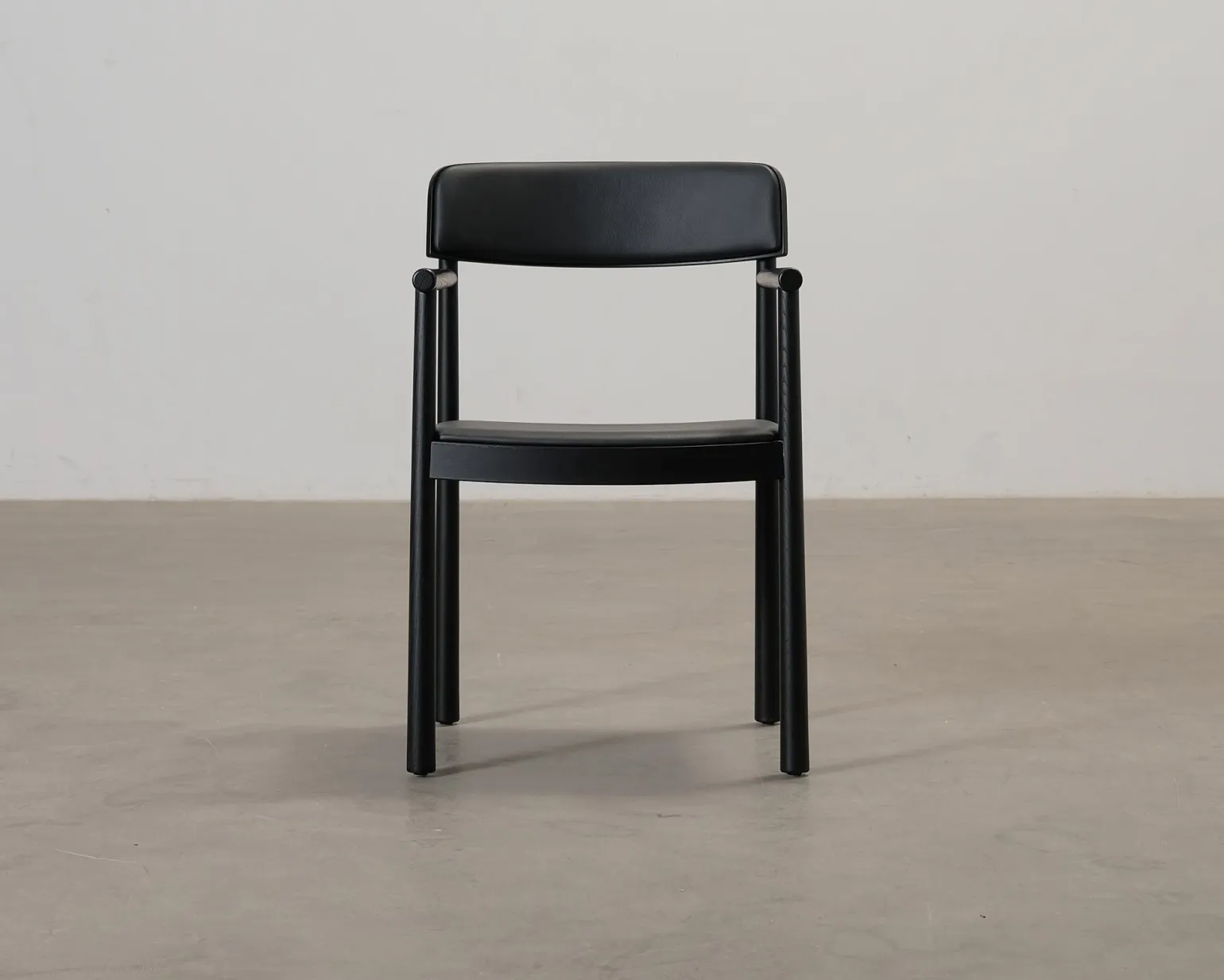 Normann Copenhagen Timb matstol svart