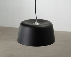 Normann Copenhagen Tub pendellampa svart ø 44 cm