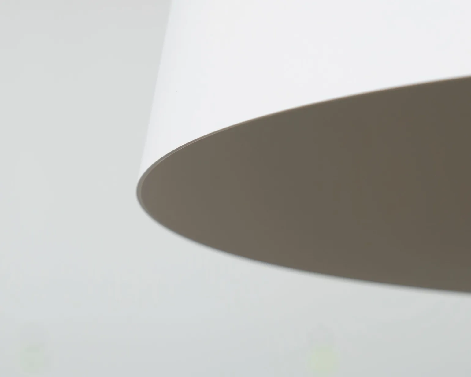 Normann Copenhagen Tub pendellampa vit ø 44 cm