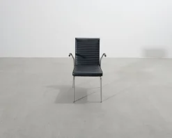 Offecct Quick karmstol svart