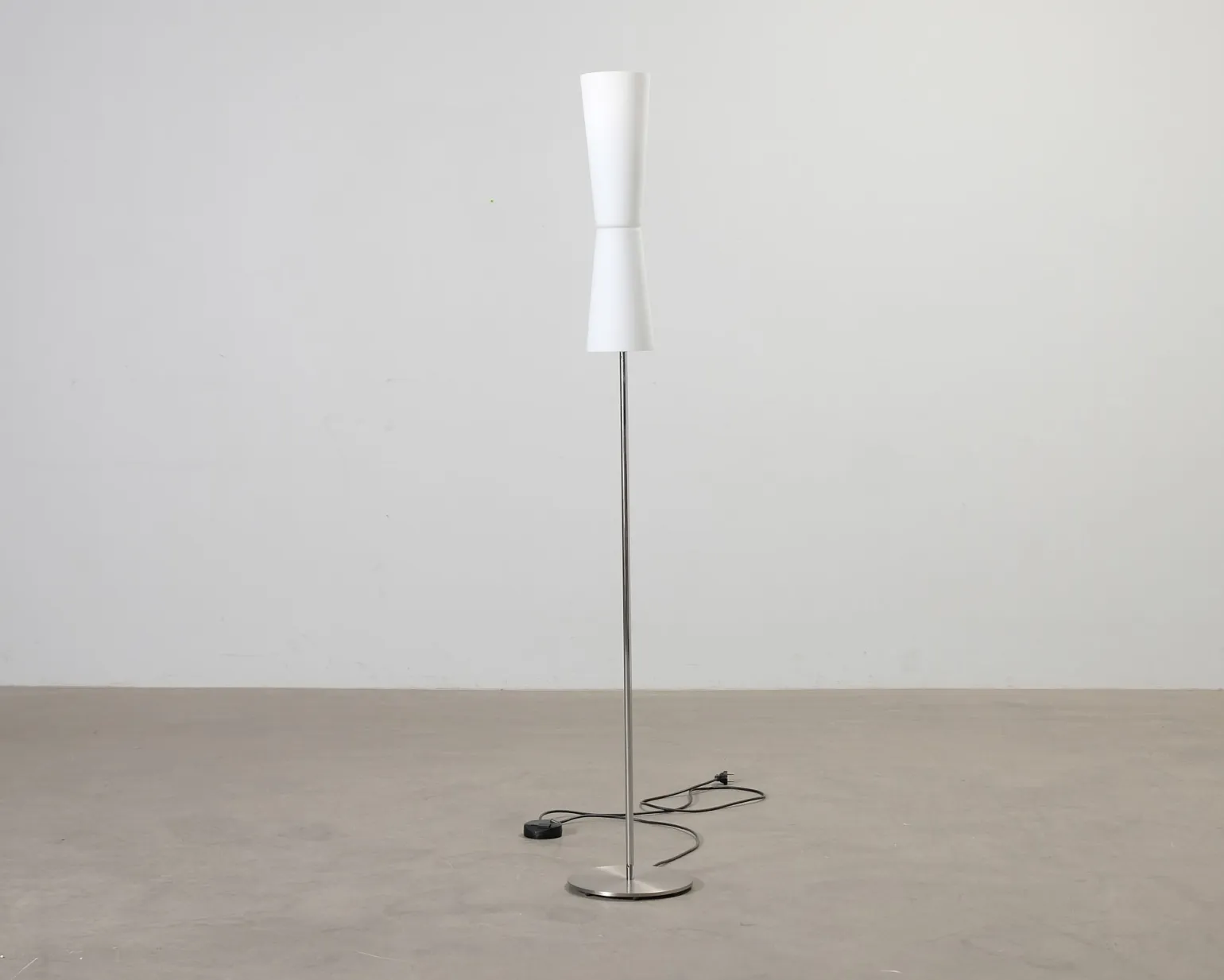 Oluce Lu-Lu golvlampa