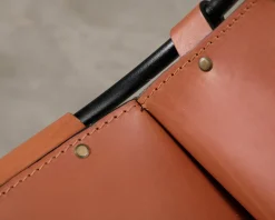 OX Denmarq Stretch stol cognacläder / svart