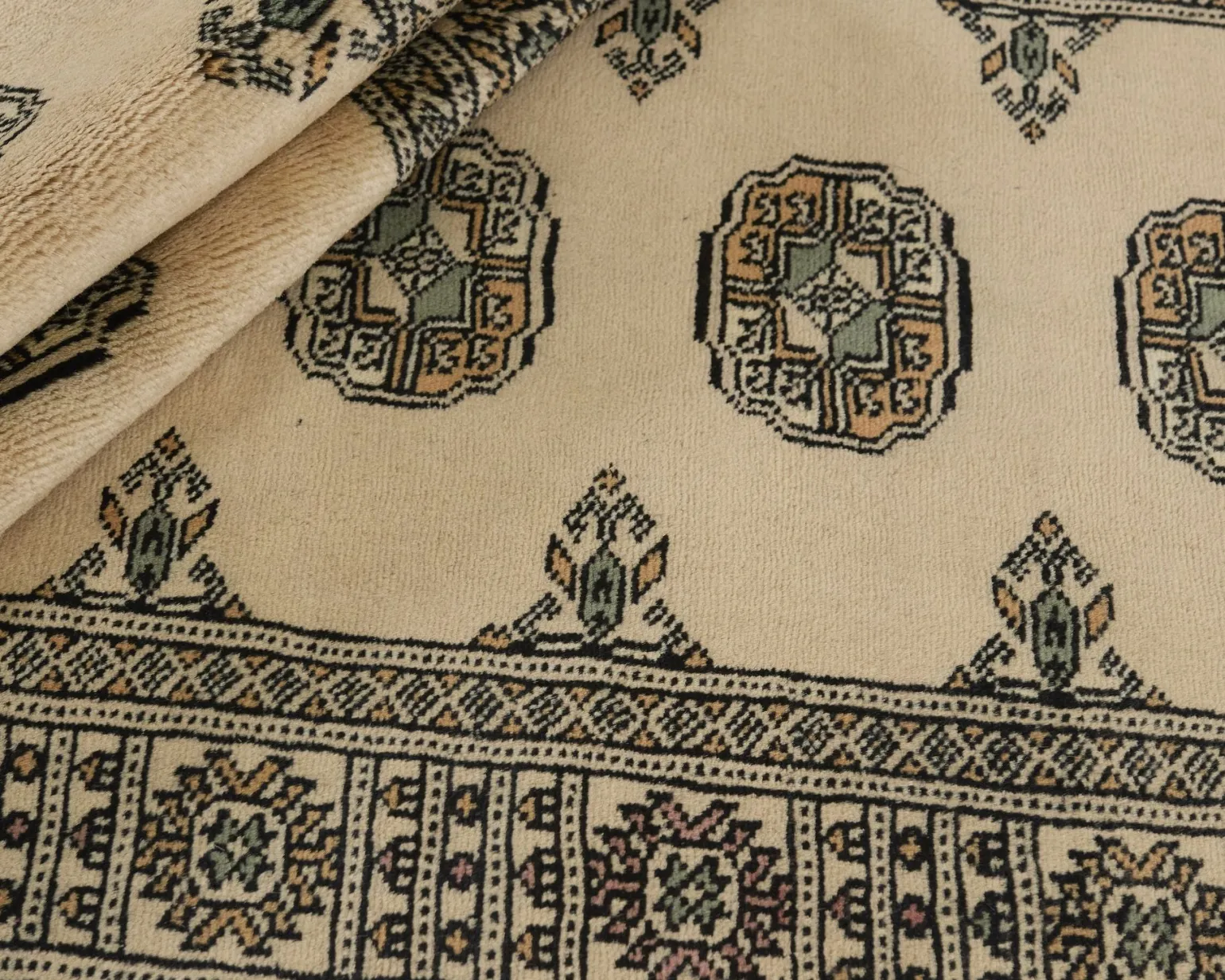 Pakistan handknotted orientalisk matta 78 x 415 cm
