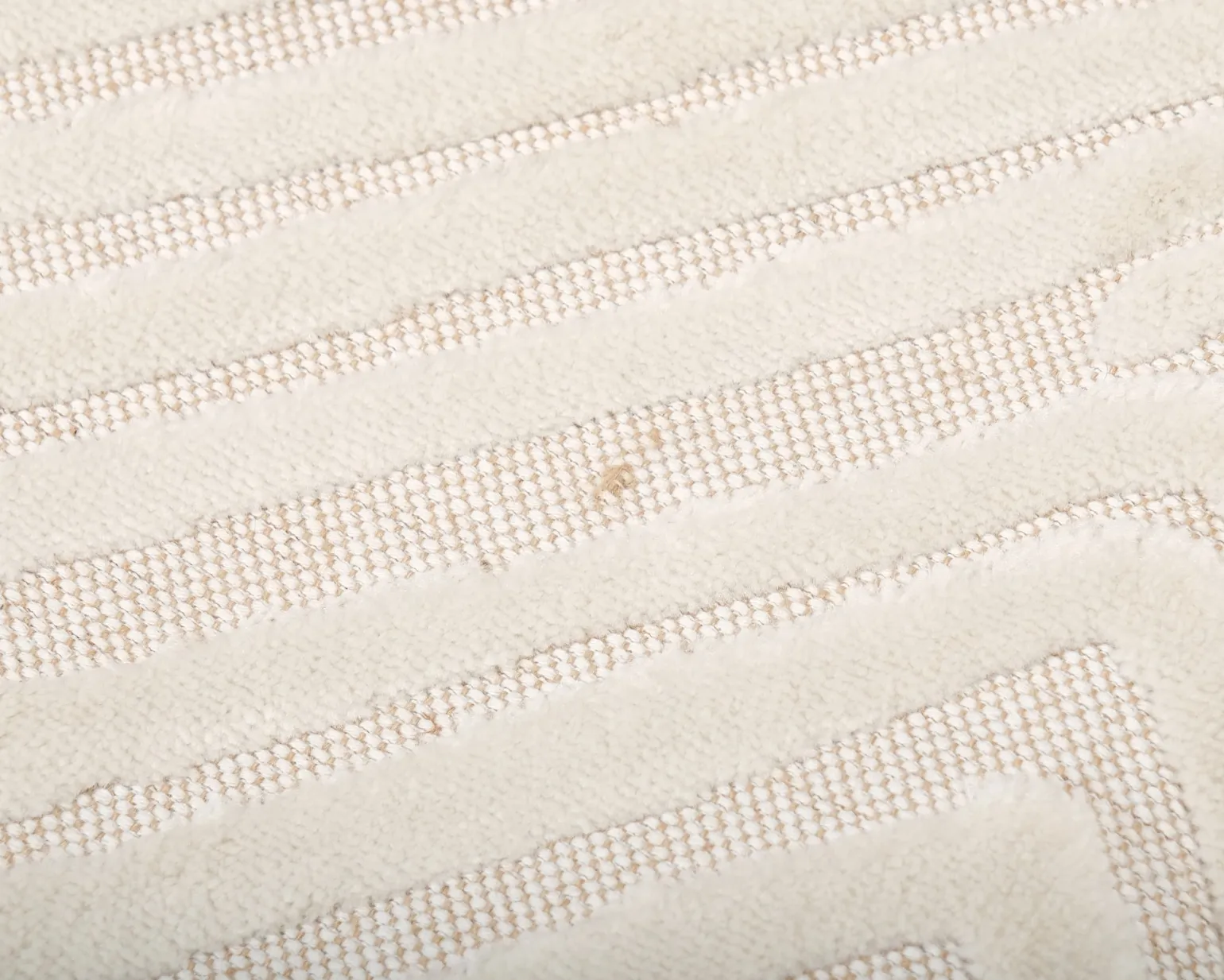 Rugvista Essential Tuscany matta 200 x 200 cm vit