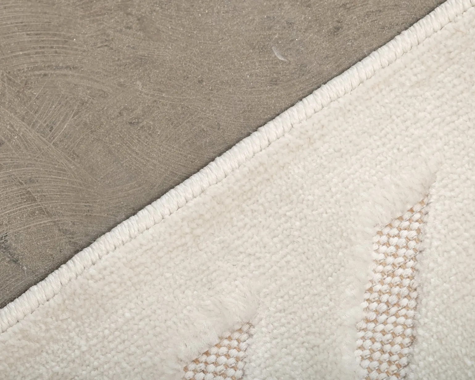 Rugvista Essential Tuscany matta 200 x 200 cm vit