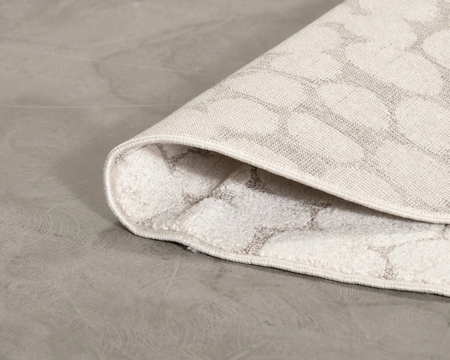 Rugvista Lollo Lamm matta ø 150 cm beige / grå