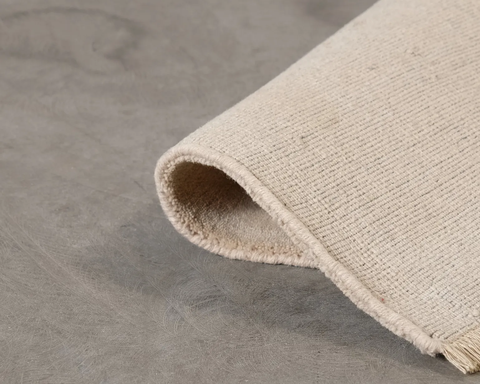 Rugvista Premium Handloom Fringes ullmatta 250 x 350 cm beige