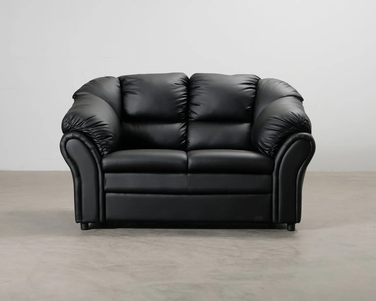 Salvador 2-sits soffa black