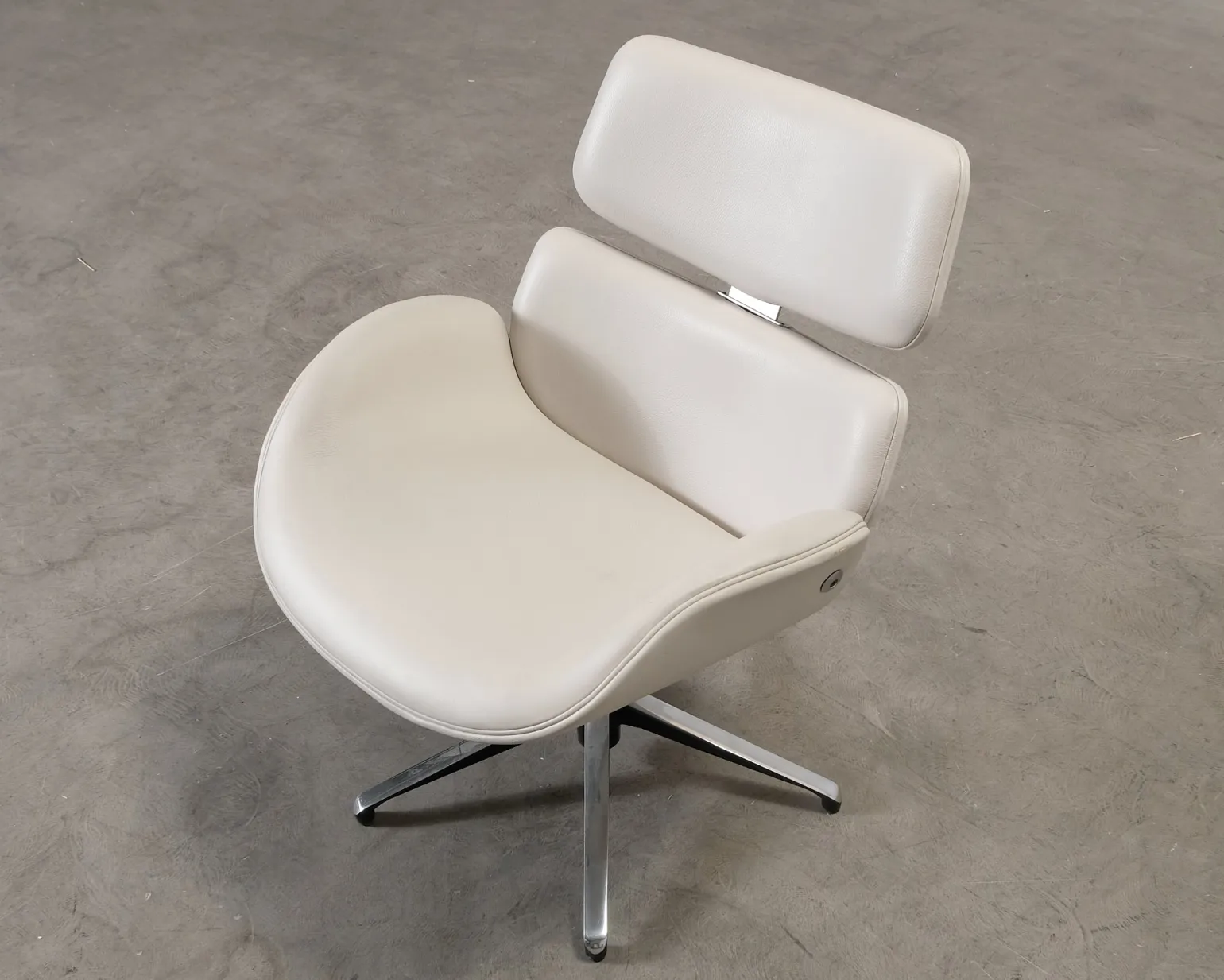 Skipper Furniture Cento fåtölj ljusgrå