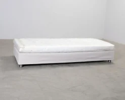 Säng 90 cm