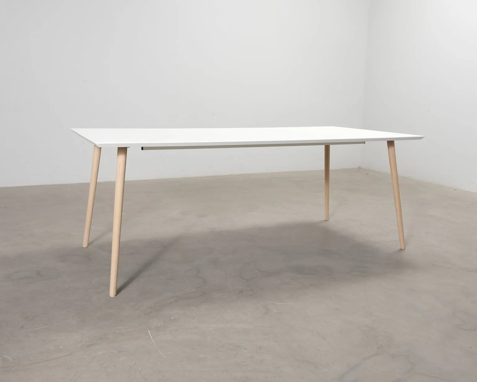 Sofacompany Allie matbord 200 cm vit