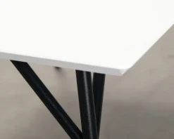 Sofacompany Allie matbord 150 cm vit / svart
