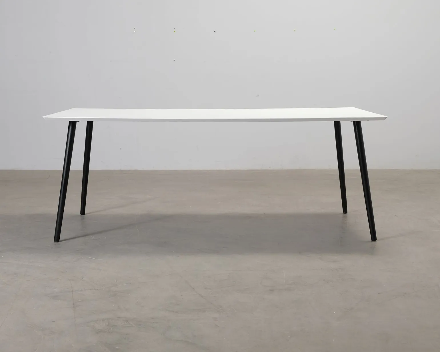 Sofacompany Allie matbord vit / svart