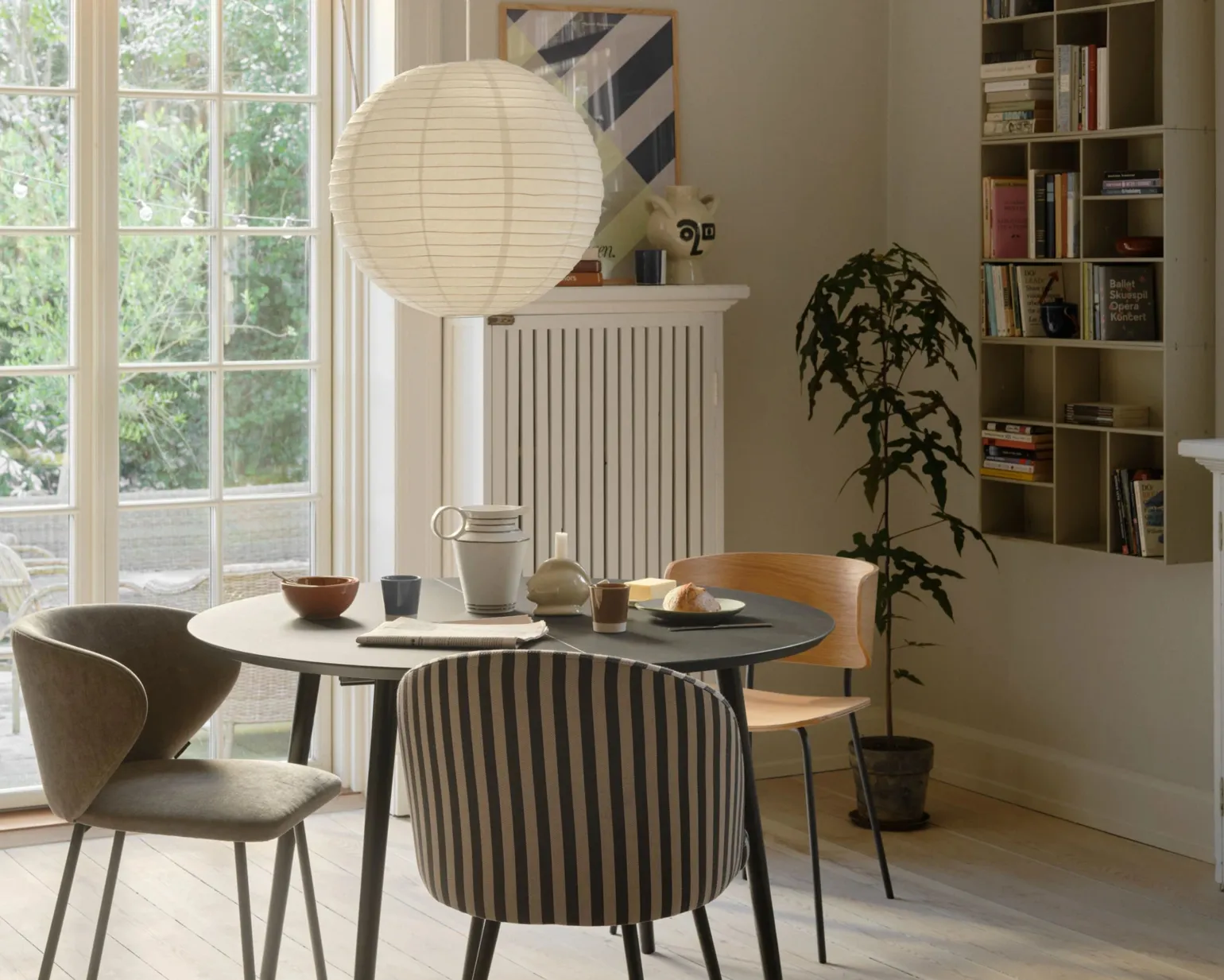 Sofacompany Amelia förlängningsbart matbord 120–170 cm svart