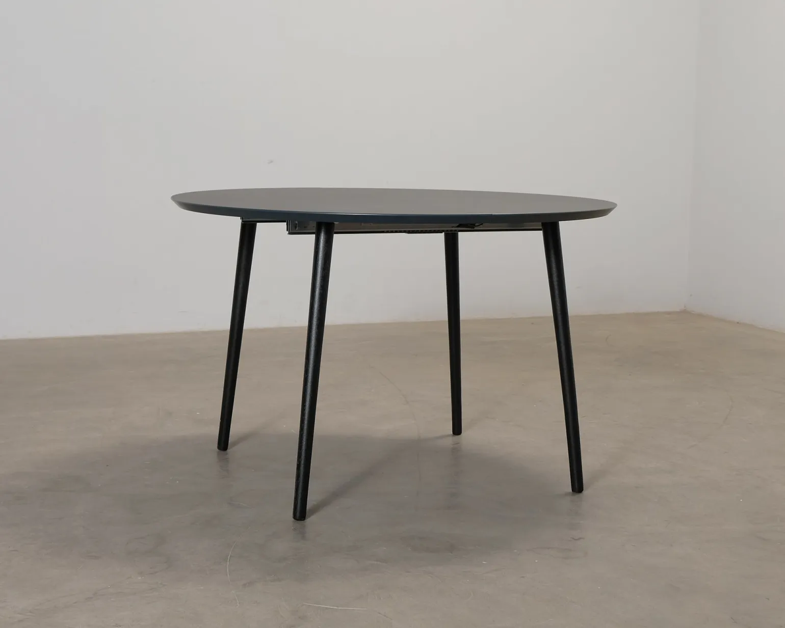 Sofacompany Amelia matbord ø 120 cm svart