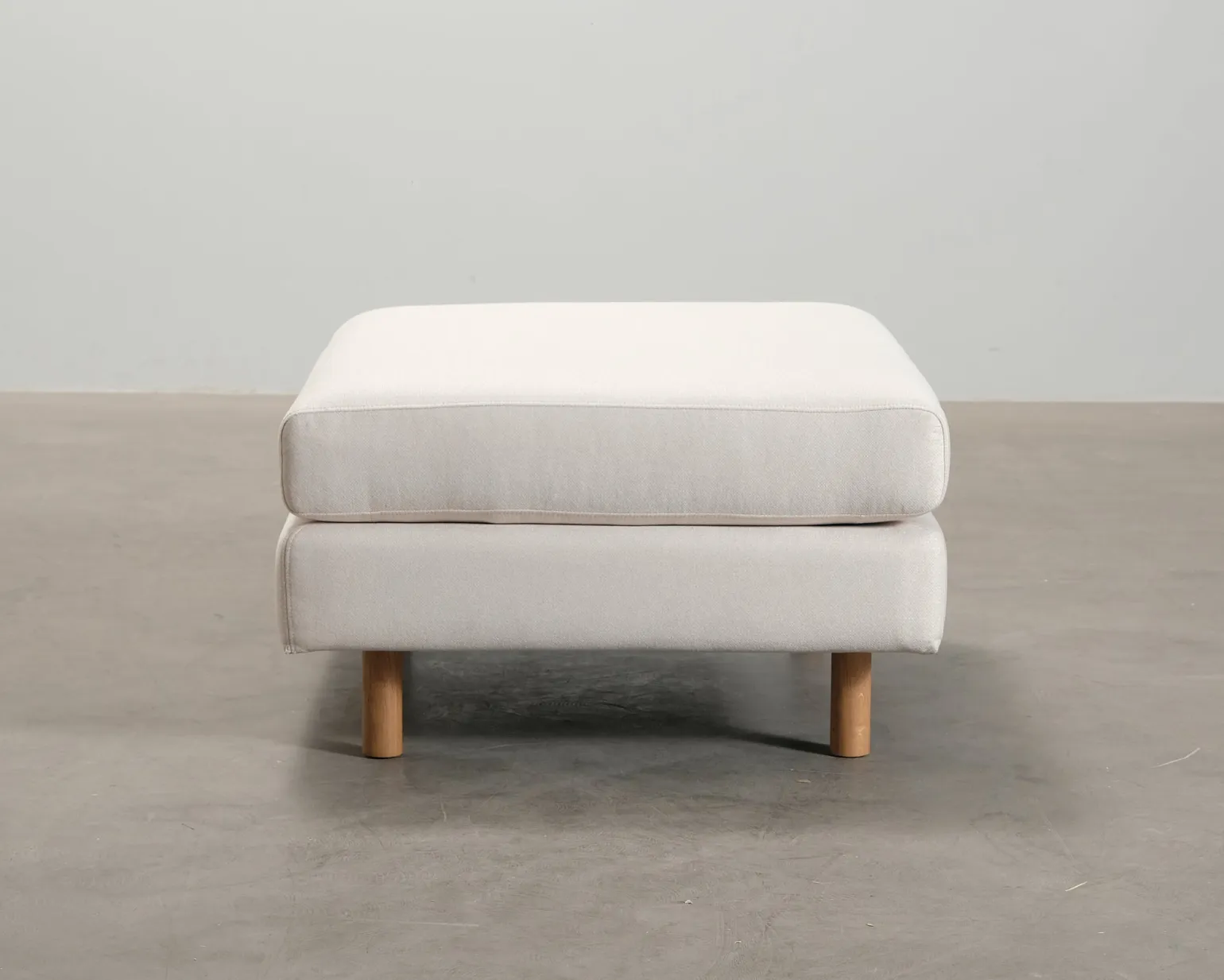 Sofacompany Dylan fotpall naturvit