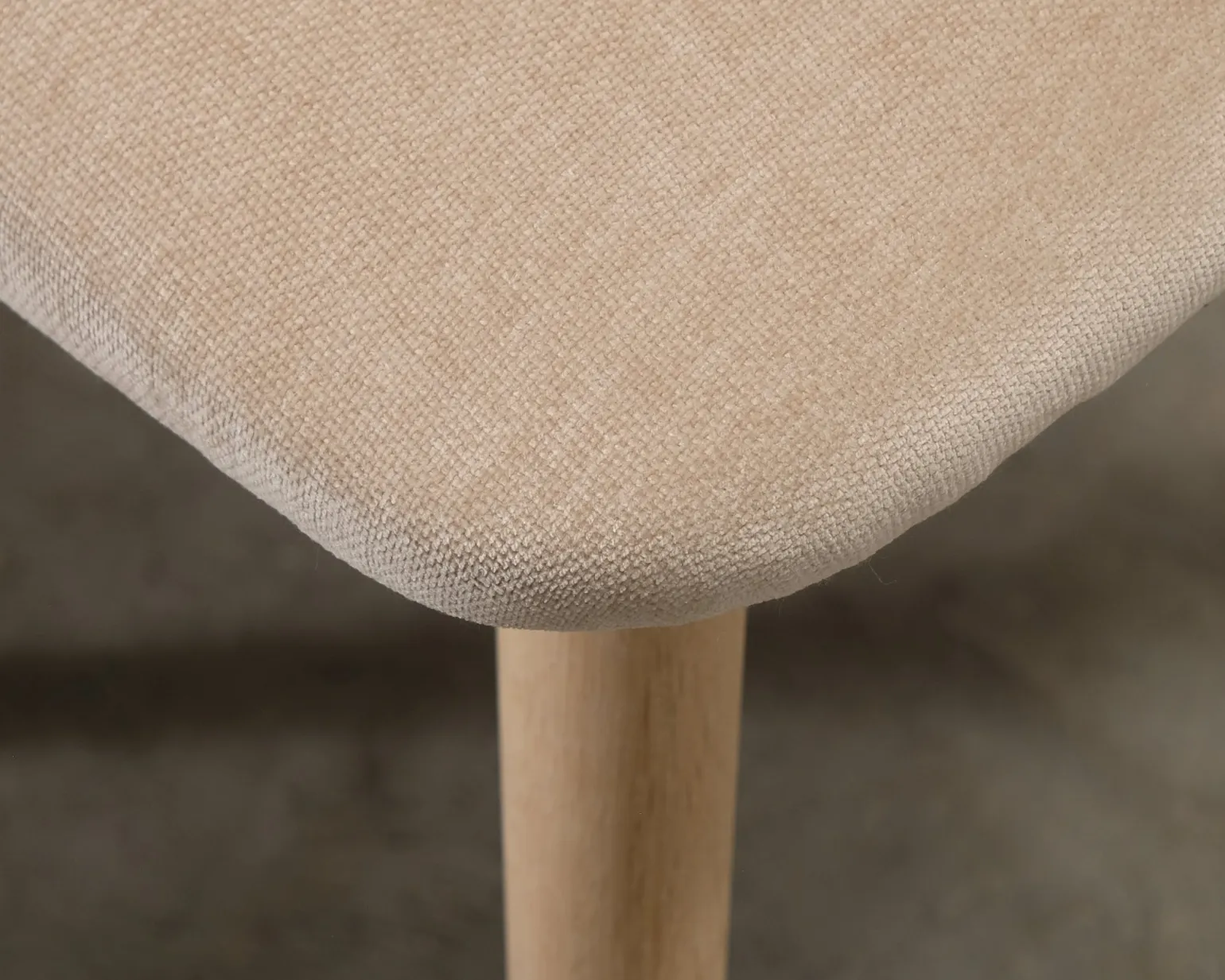Sofacompany Ellie matstol beige