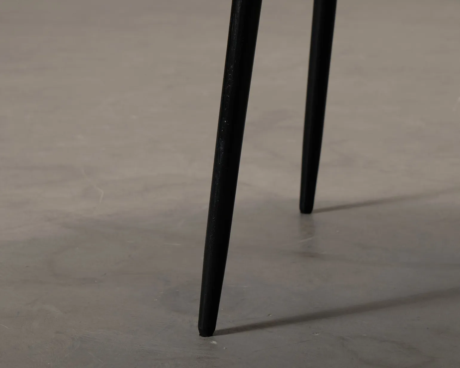 Sofacompany Hubert soffbord ø 90 cm valnöt / svart