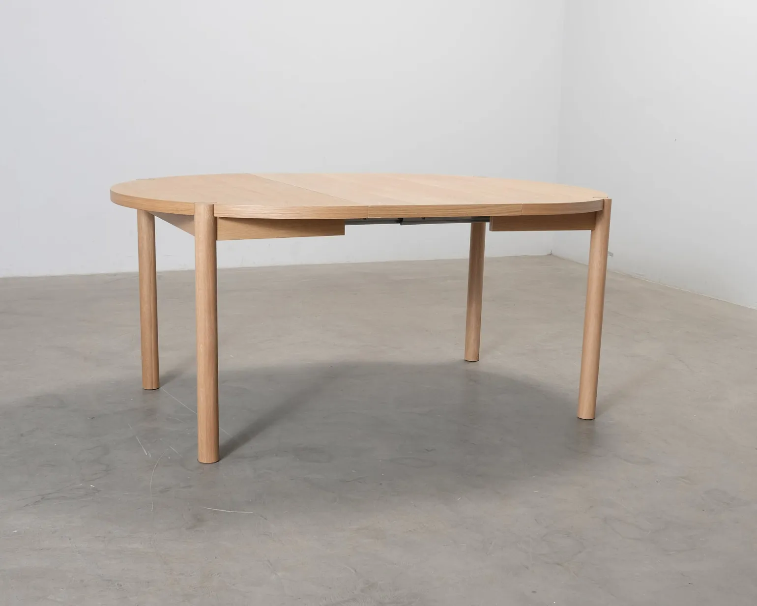 Sofacompany Owen förlängningsbart matbord 120–200 cm ek