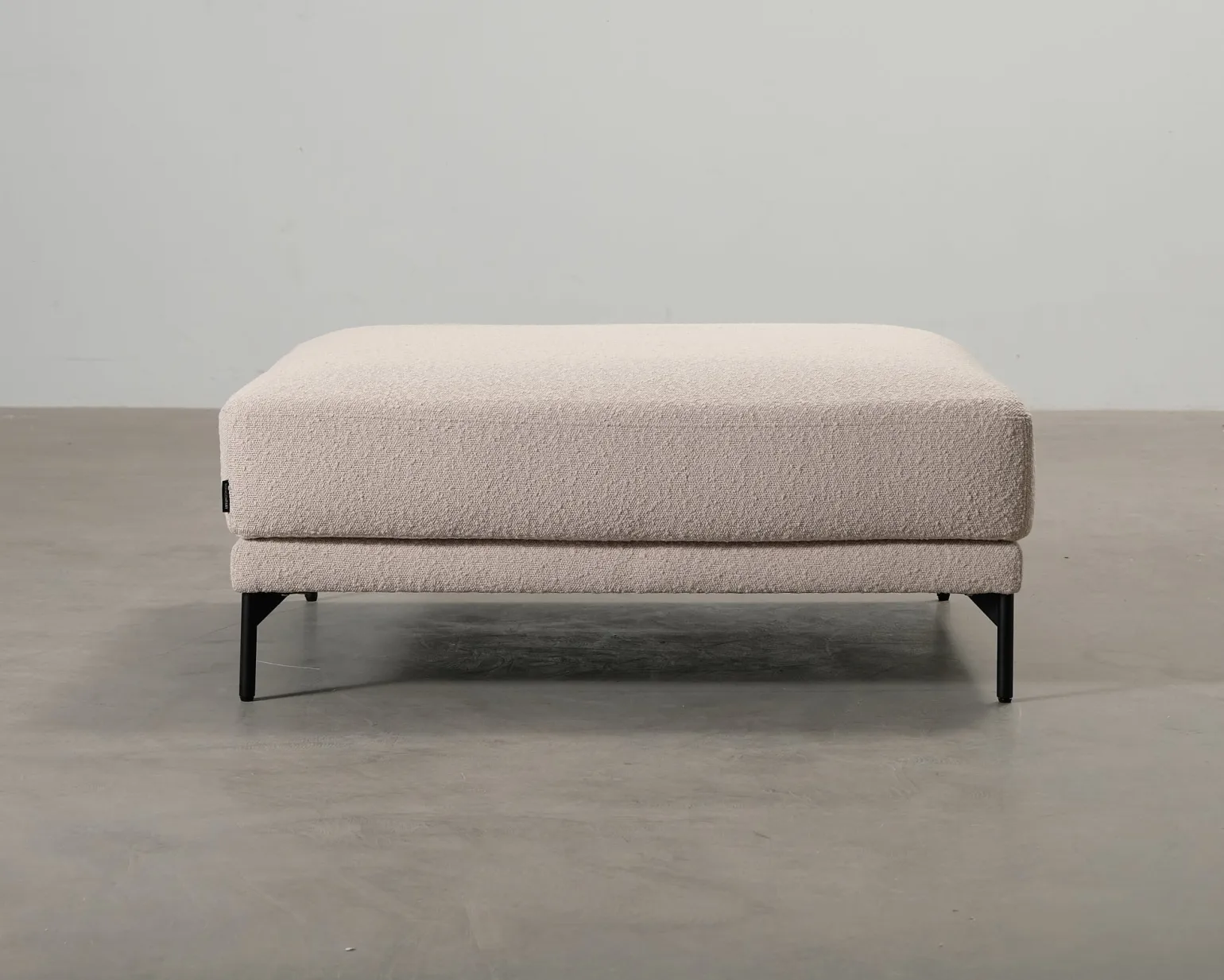 Sofacompany Vincent fotpall beige