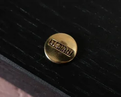 Tebian vägghylla svart