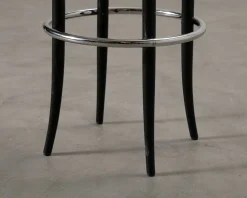 Thonet 204 RH barstol svart / rotting