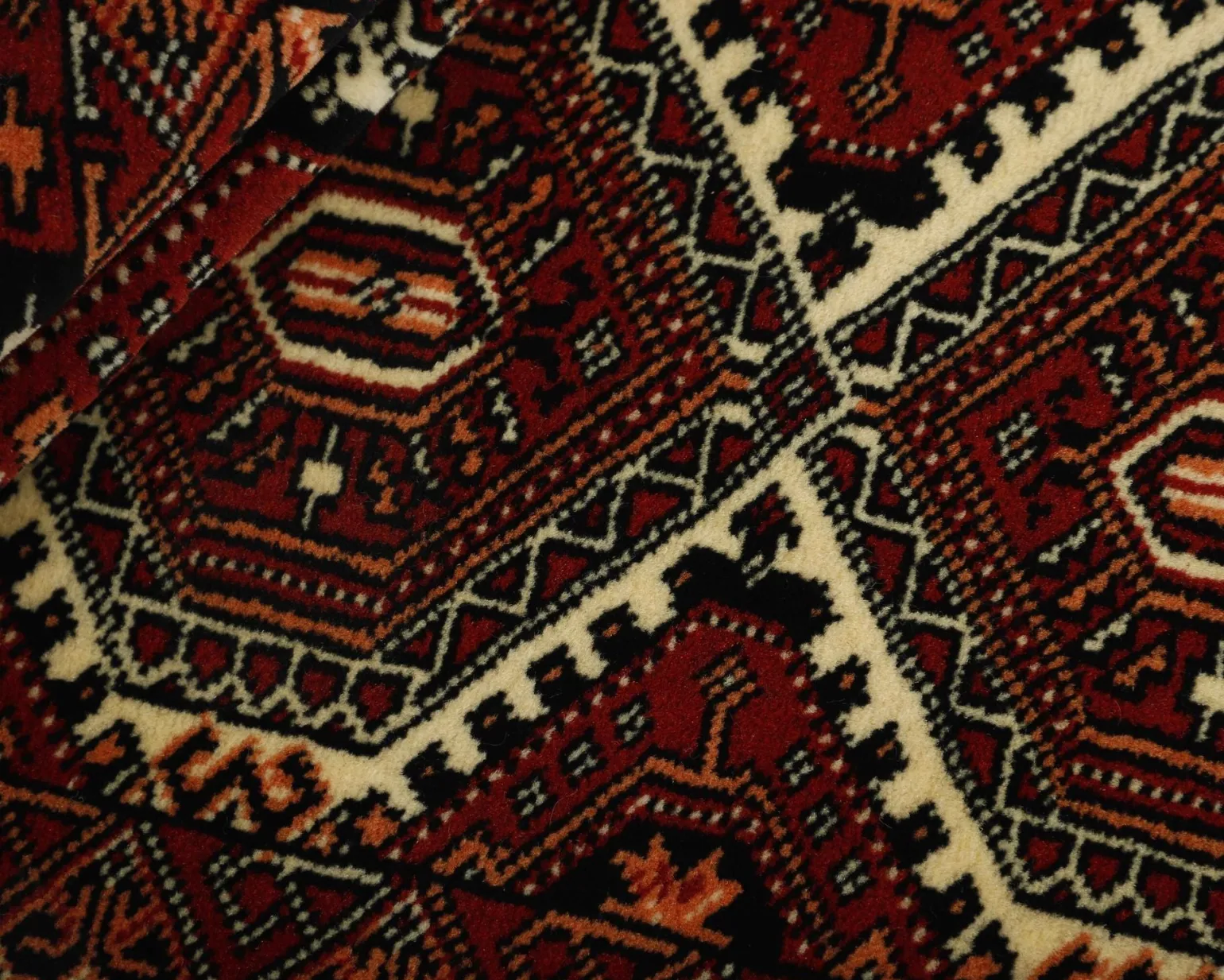 Torkaman Fine orientalisk matta 83 x 127 cm