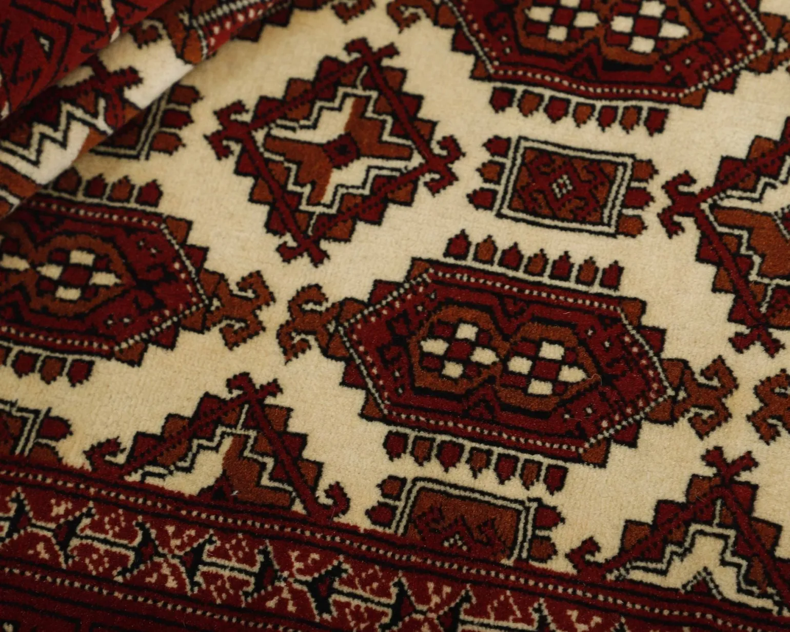 Torkaman Fine orientalisk matta 130 x 197 cm
