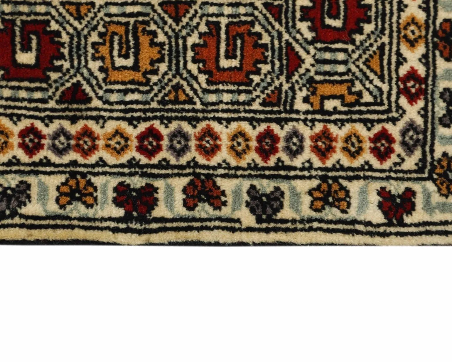 Torkaman Fine orientalisk matta 133 x 187 cm
