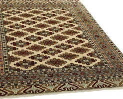 Torkaman Fine orientalisk matta 133 x 187 cm