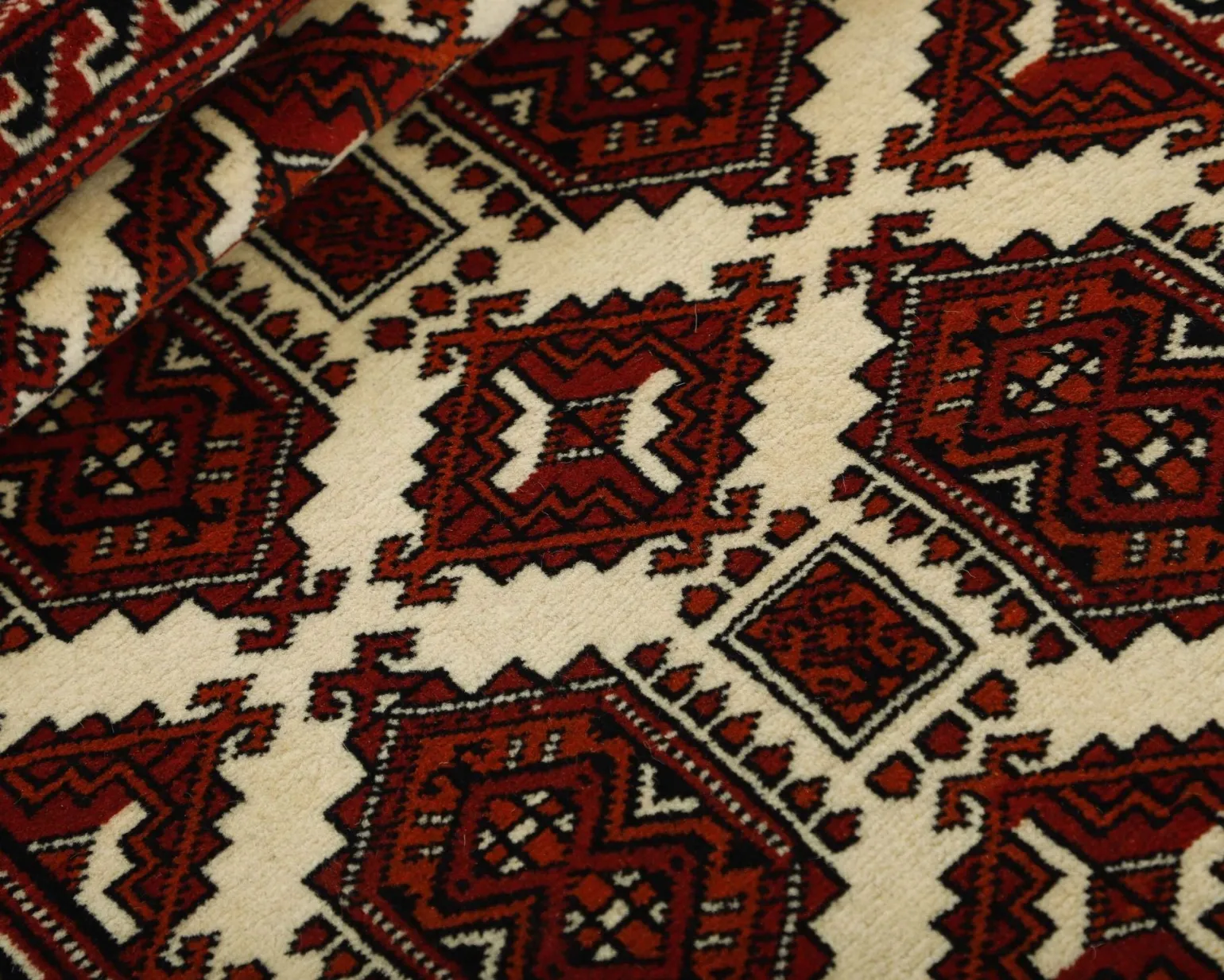 Torkaman Fine orientalisk matta 87 x 287 cm