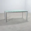 Utdragbart matbord med glasskiva