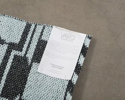 Varg Designkollektiv Stad matta 70 x 350 cm blå