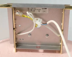 Vägglampa glas / guld