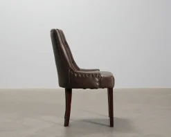 Viktoria matstol brun, set om 2