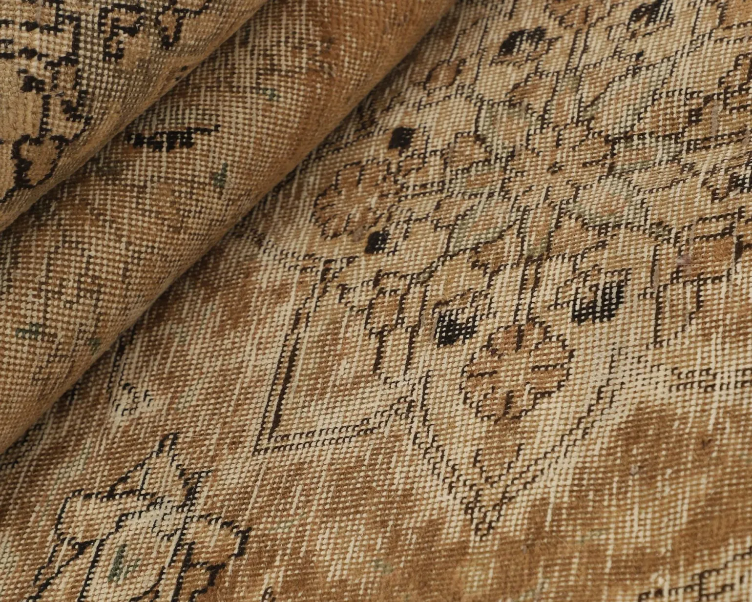 Vintage Royal Fine orientalisk matta 225 x 339 cm